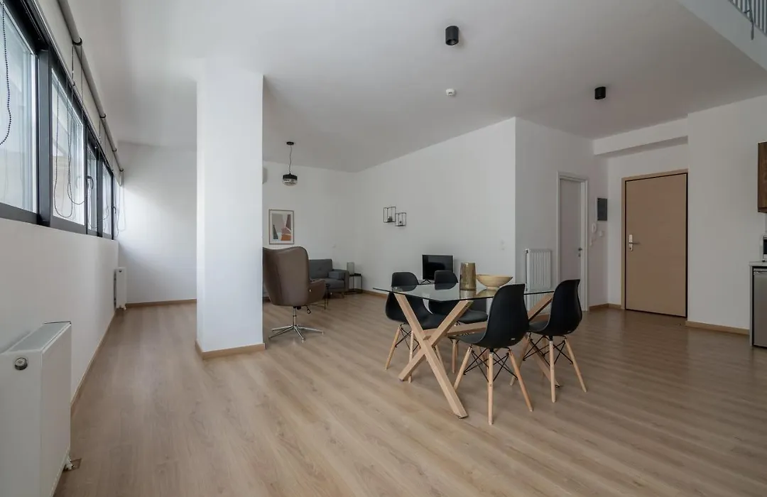 Leochares Lifestyle Apartments - Self Check-In-1