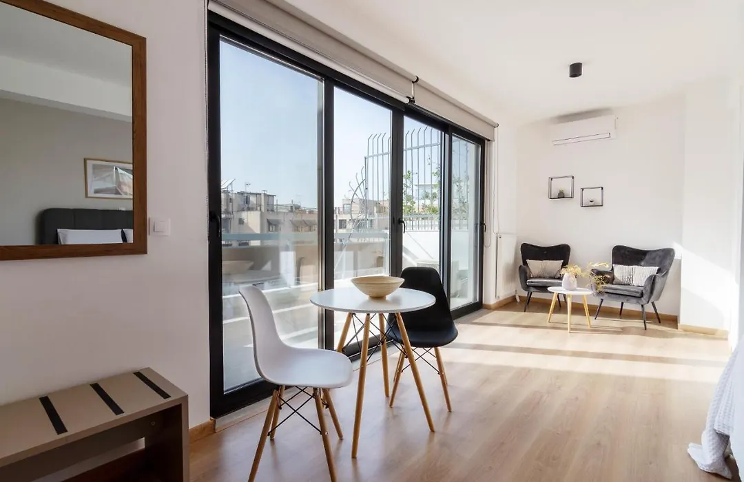 Leochares Lifestyle Apartments - Self Check-In-1
