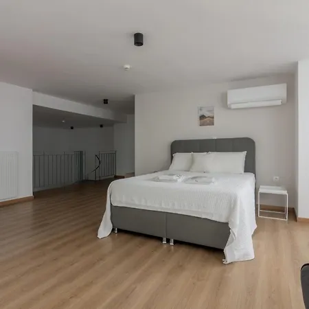 Leochares Lifestyle Apartments - Self Check-In-3